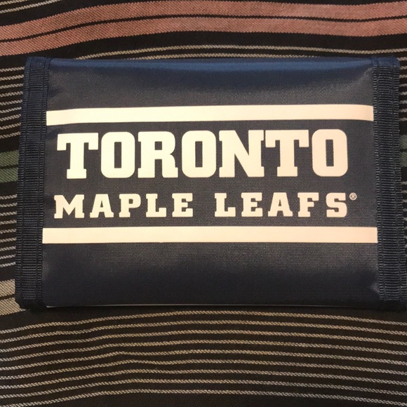 Vintage Toronto Maple Leafs Velcro Wallet - Picture 4 of 5